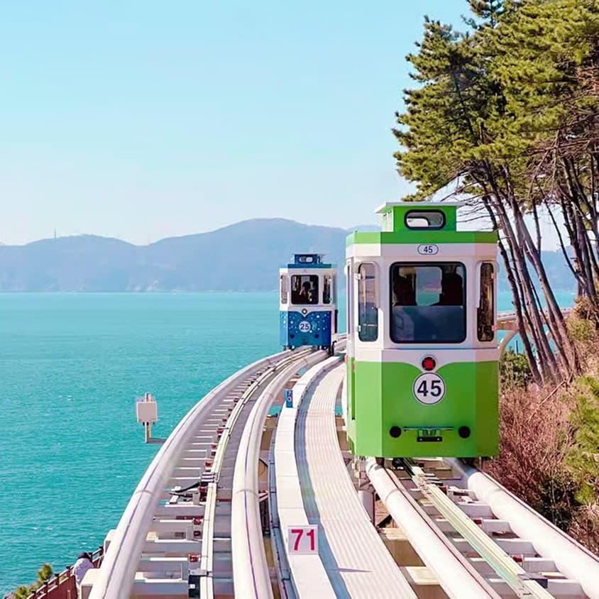 Катание по железной
 дороге Haeundae
 Blueline Park